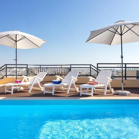 Privilege Ida With Rooftop Pool, Village Marina - Daire