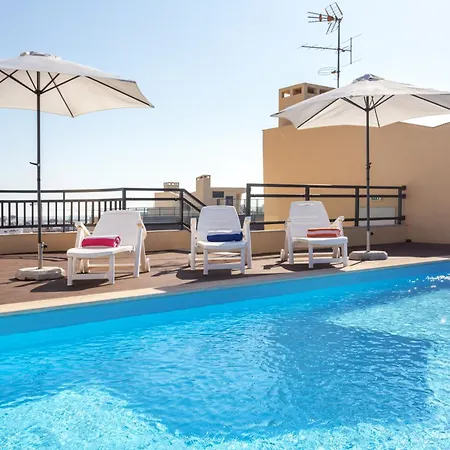 Lägenhet Privilege Ida With Rooftop Pool, Village Marina -